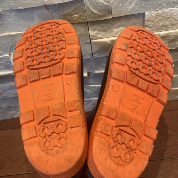 Rain boots - Picture 5 of 7